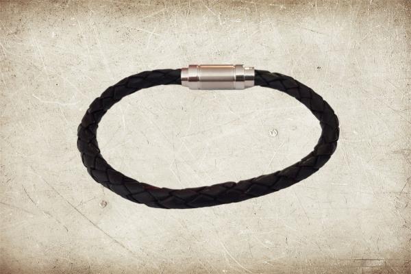 Boldline Leather Bracelet